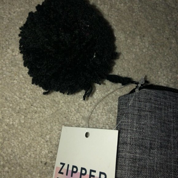 Cosmetic Make Up Bag Case Pouch Gray Christmas Stocking Stuffer NWT - Picture 5 of 6